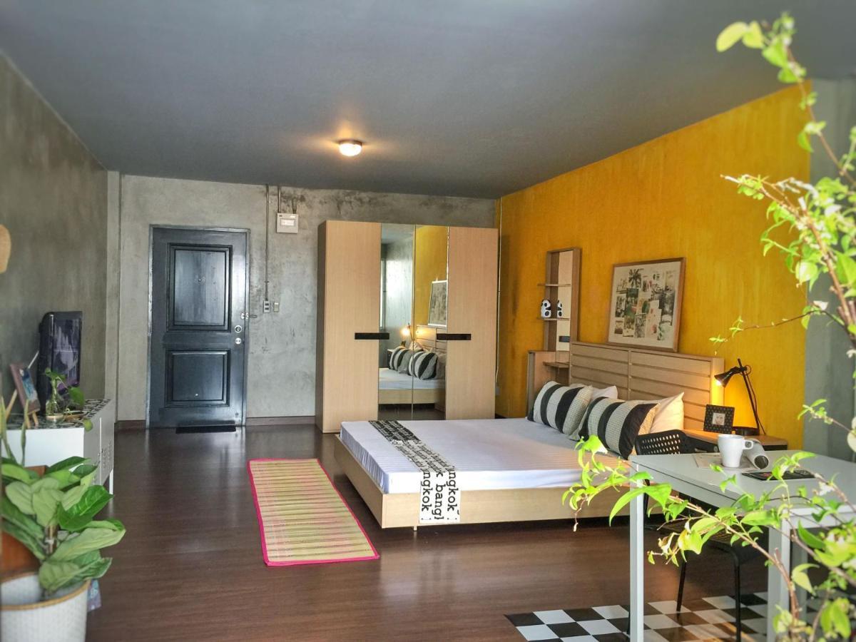 Five Stars Ratchada 19 Vandrerhjem Bangkok Eksteriør bilde
