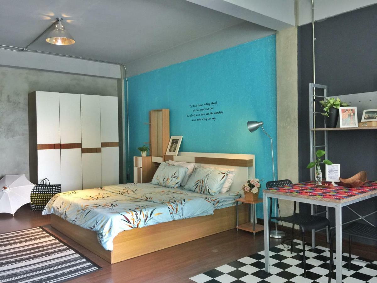 Five Stars Ratchada 19 Vandrerhjem Bangkok Eksteriør bilde